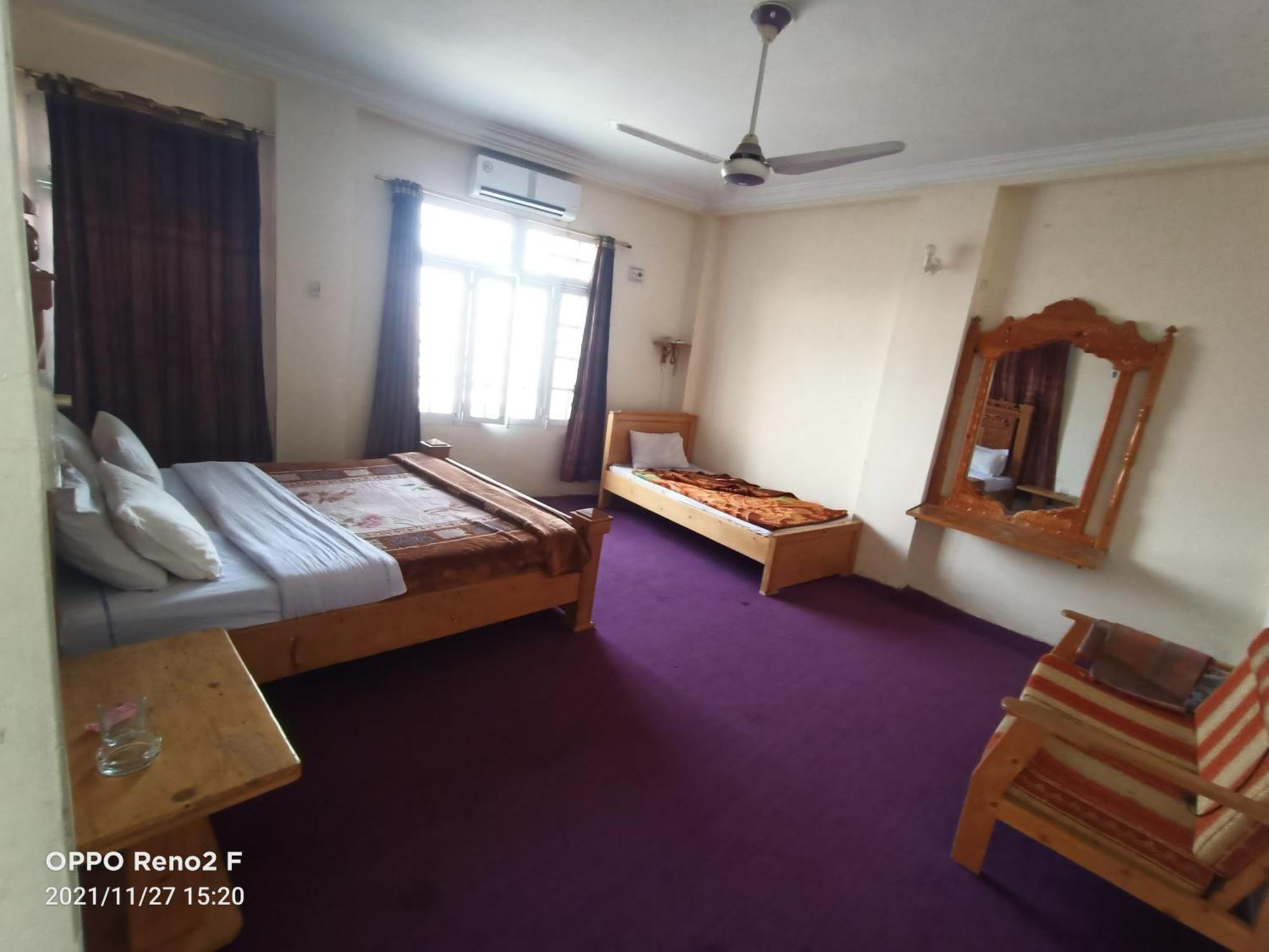 F R Darya E Swat Hotel Saidu Sharif Bagian luar foto